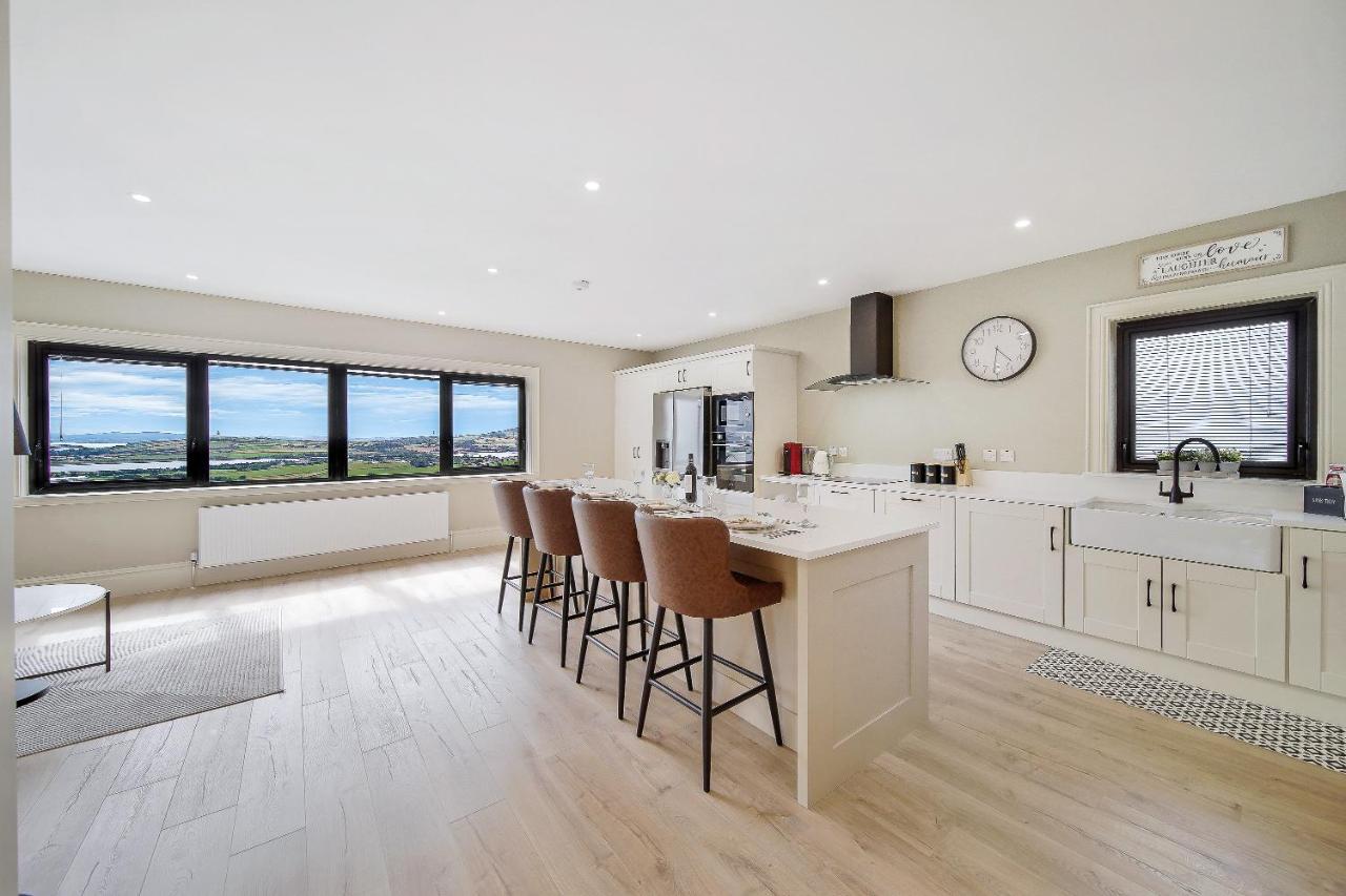 Seaview Lodge Apartment 'Sleeping 4 Guests' Rockstown Exteriér fotografie