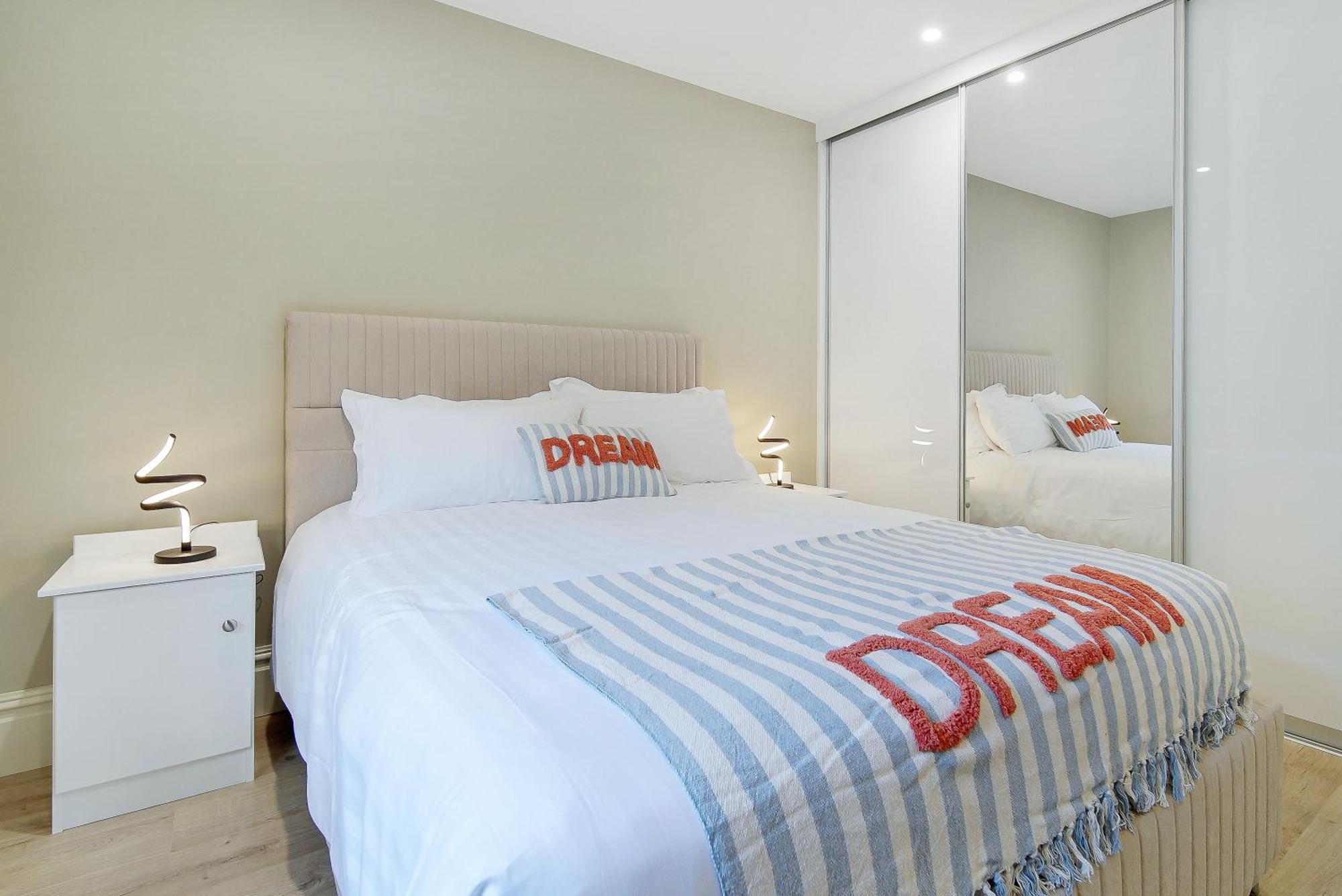 Seaview Lodge Apartment 'Sleeping 4 Guests' Rockstown Exteriér fotografie